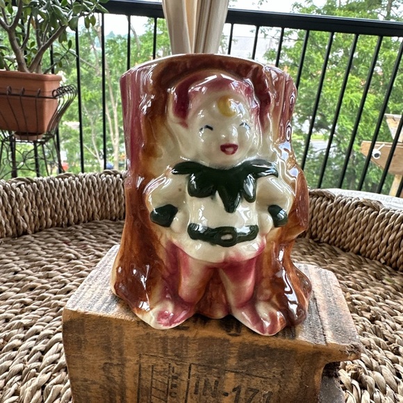 Vintage Ceramic Pixie Elf Vase - Picture 2 of 8
